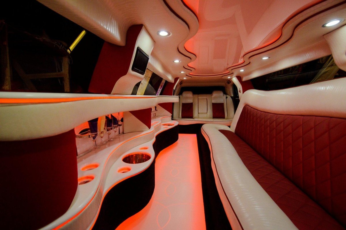 Крайслер 300с лимузин