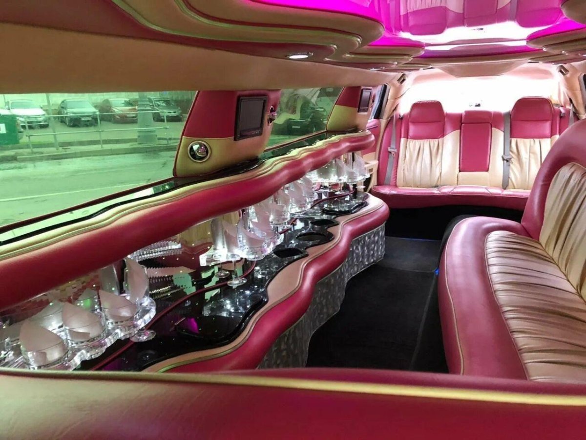 Роллс Ройс лимузин салон