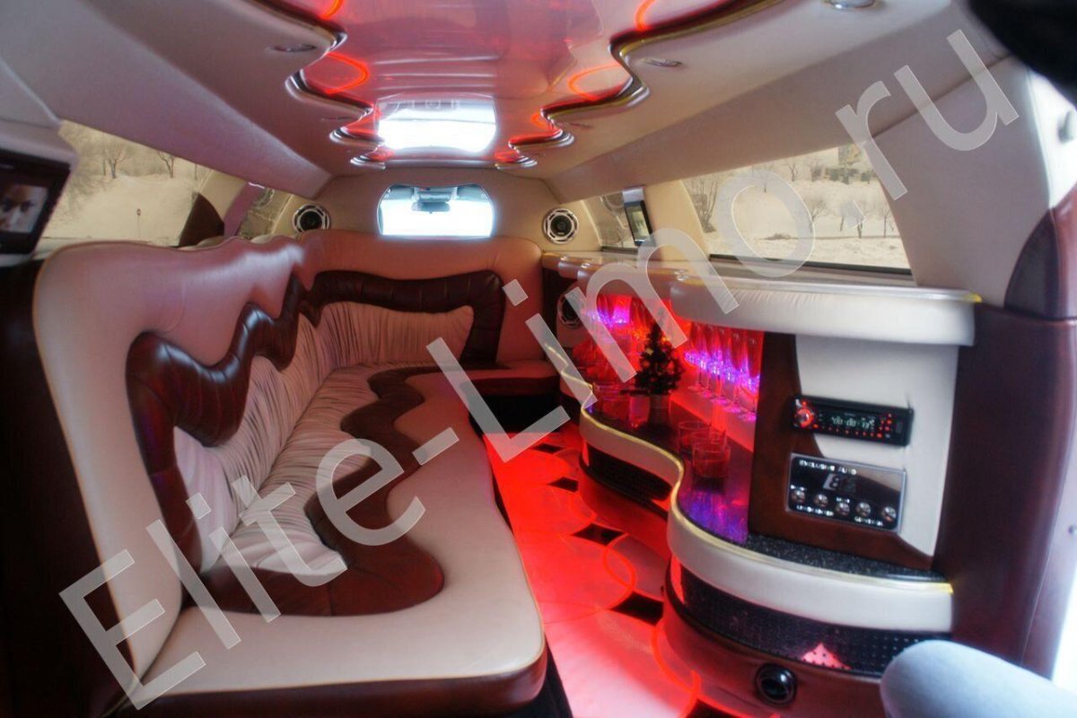 Лимузин Крайслер 300с Мелоди