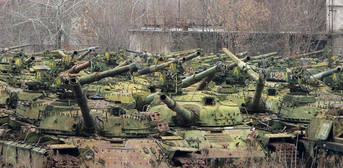 Кладбище танков т-72