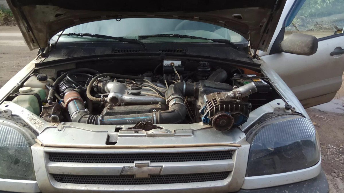 16v на ниву Шевроле