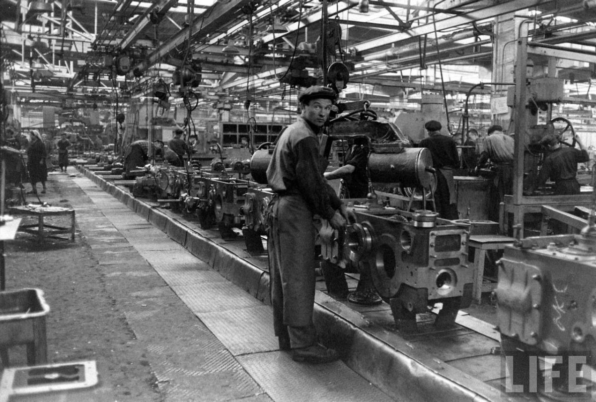 Минский тракторный завод 1946