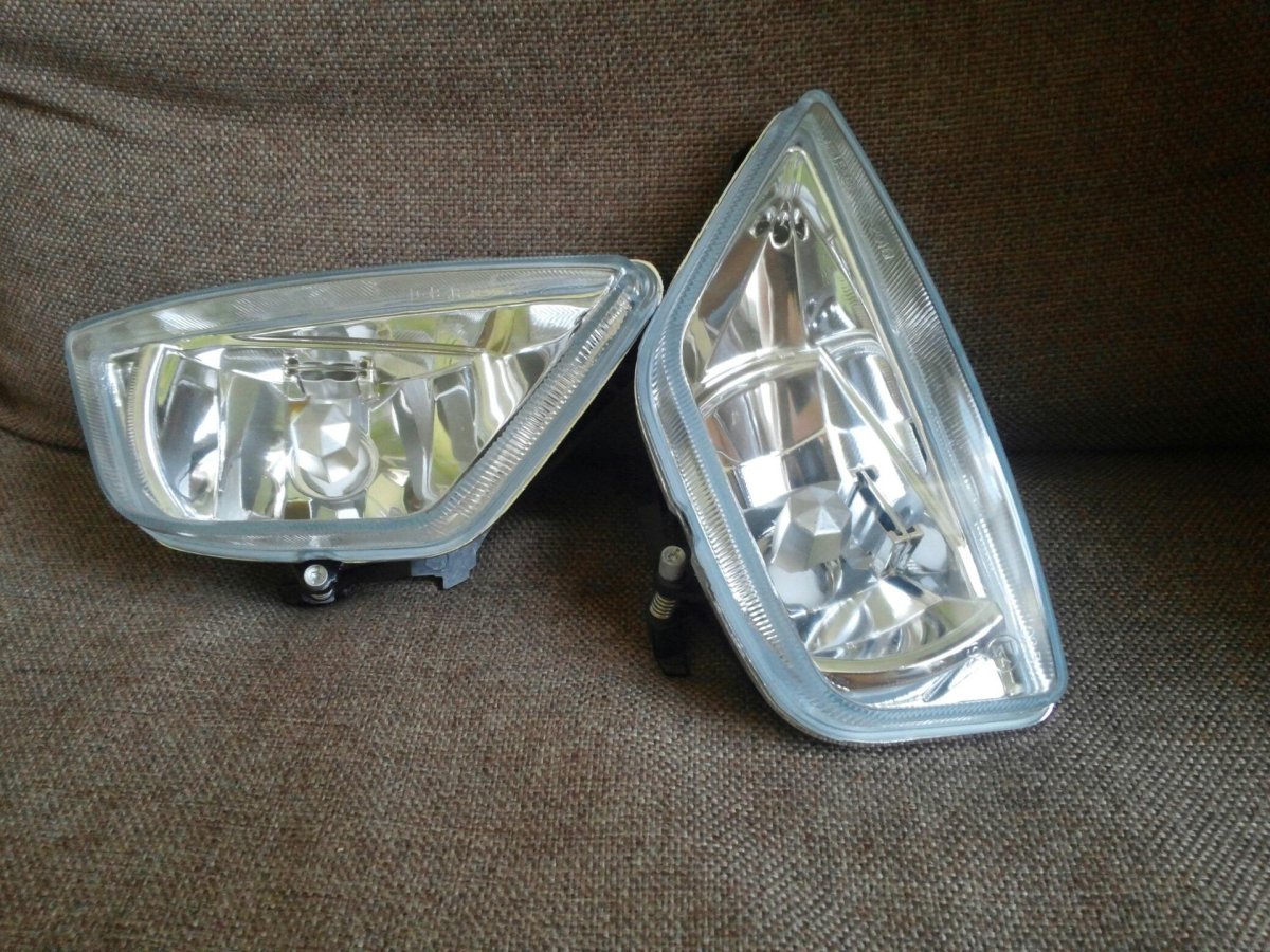 Противотуманные фары Форд фокус 1