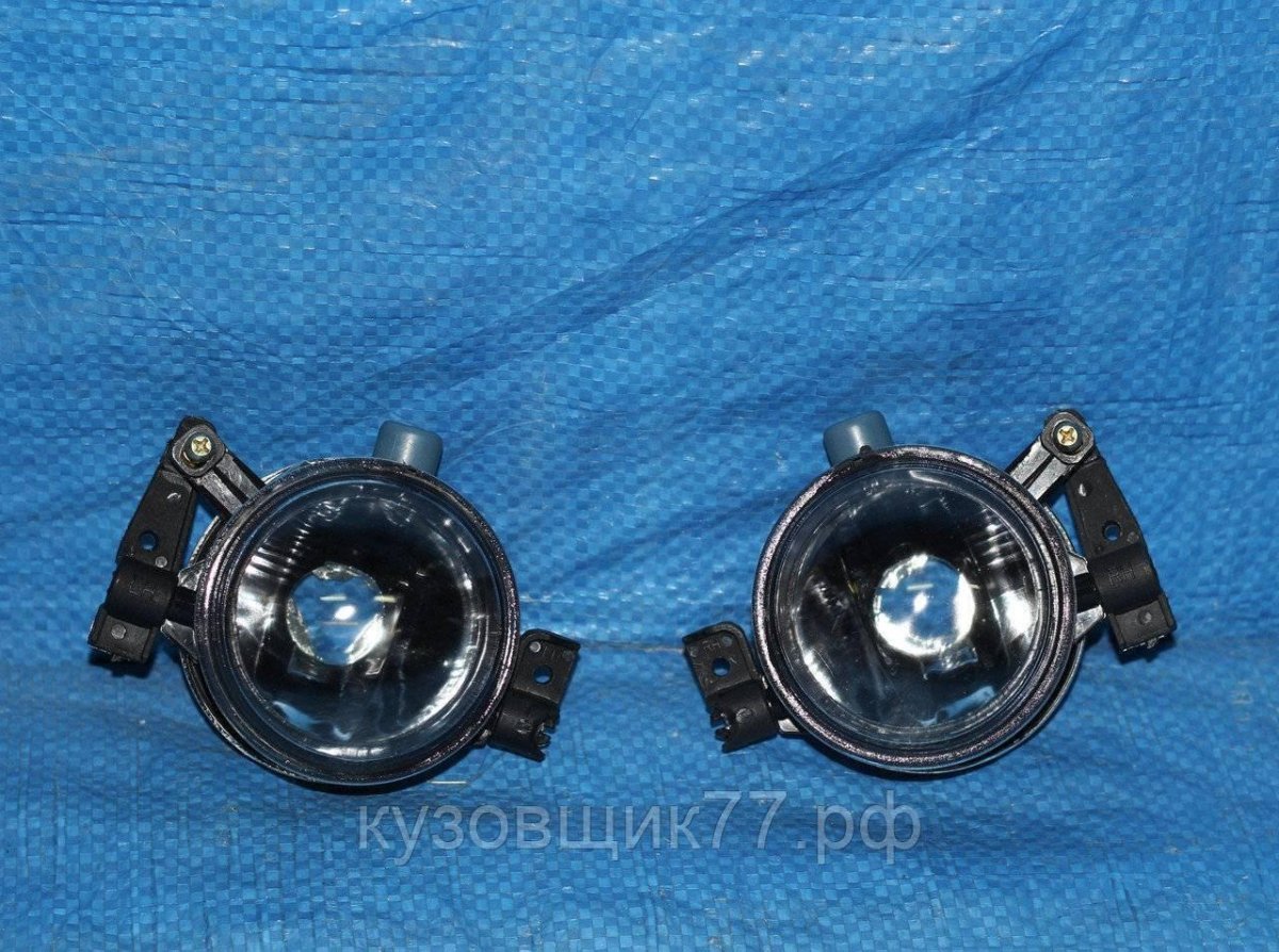 Фара противотуманная Ford Focus 2