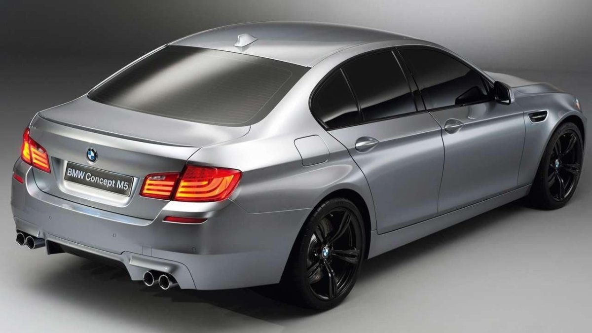 BMW m5 2011