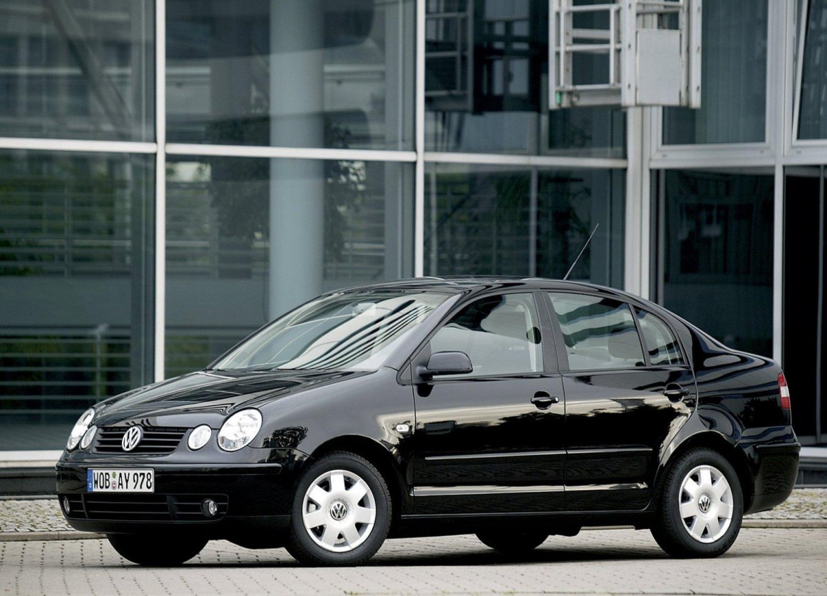 Volkswagen Polo 2005 седан