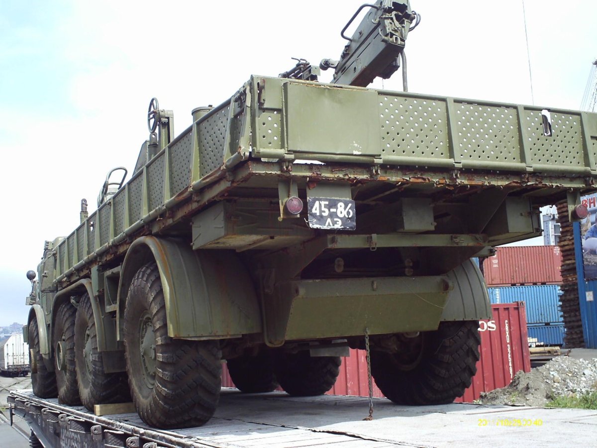 ЗИЛ 135 ракетовоз