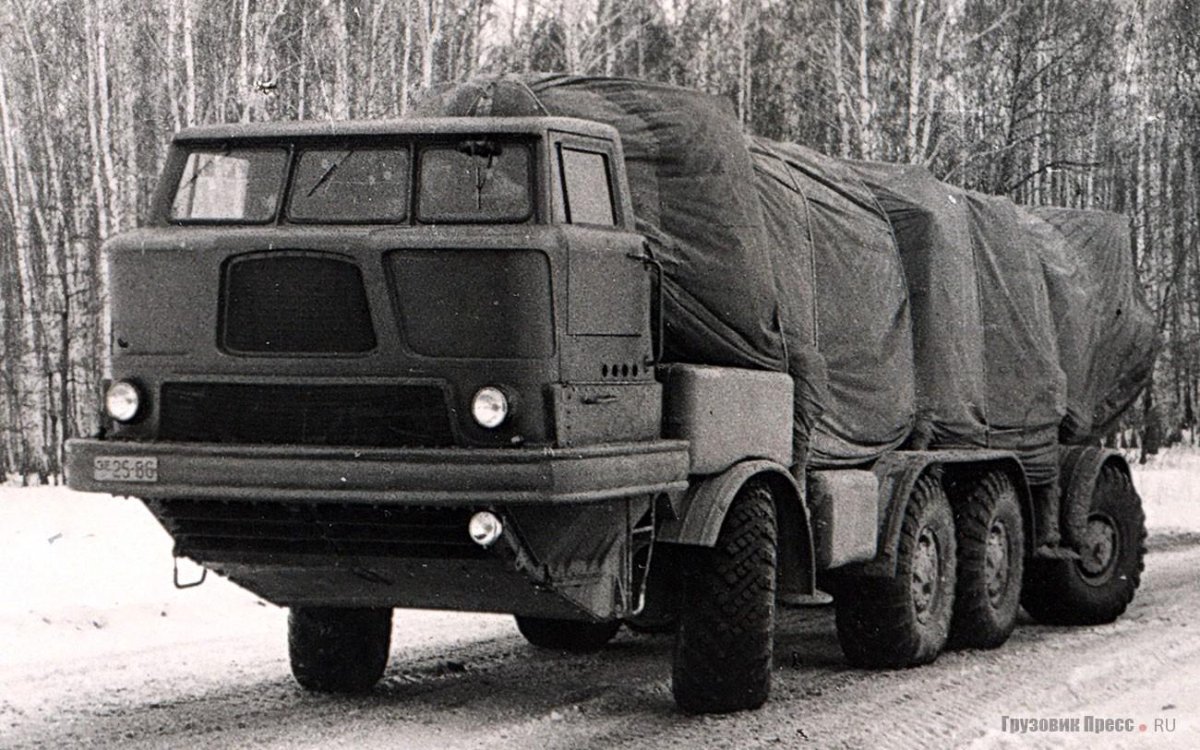 ЗИЛ-135 тягач