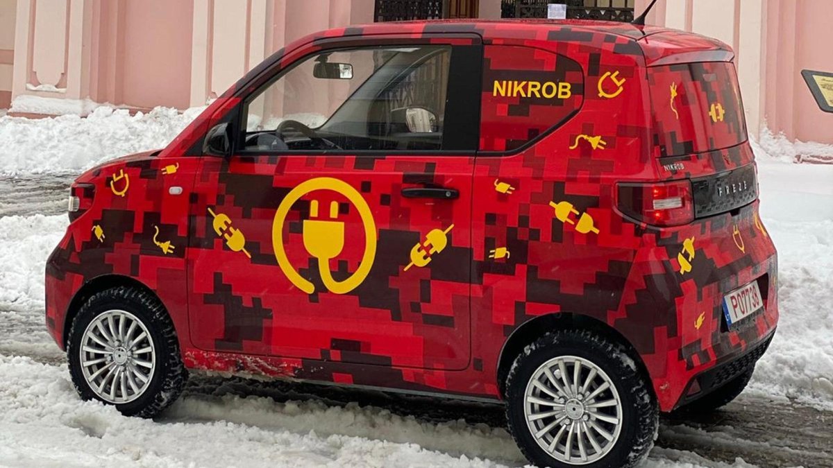 Электромобиль Hong Guang Mini ev