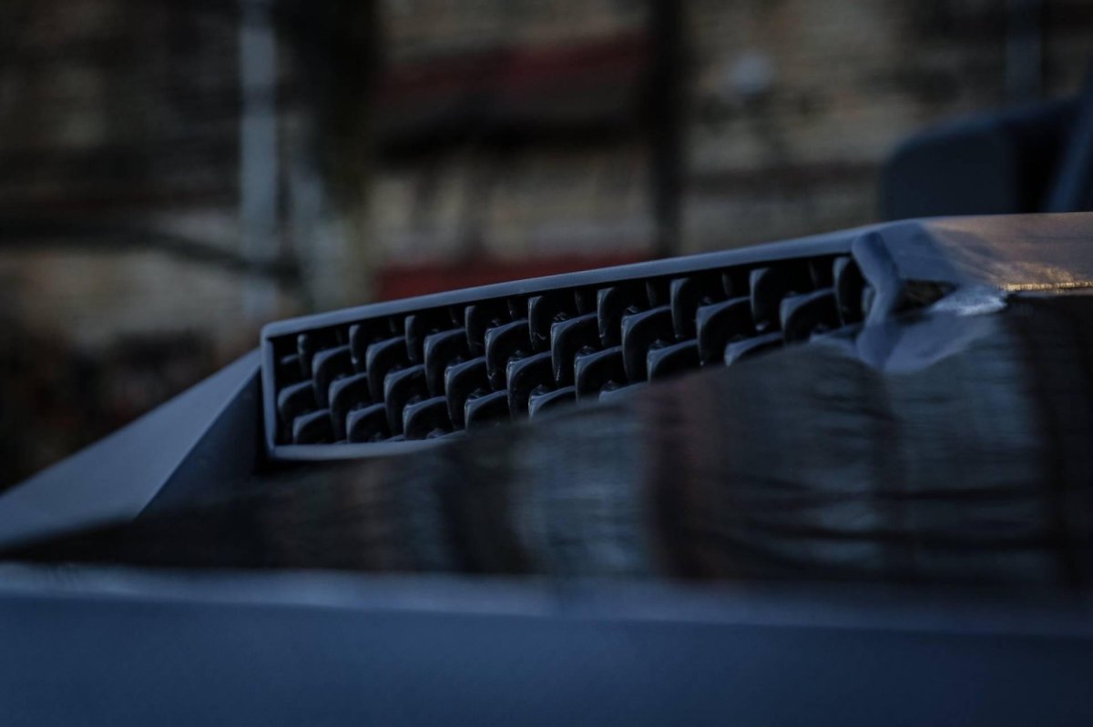 Dartz Prombron Black Stallion 2019