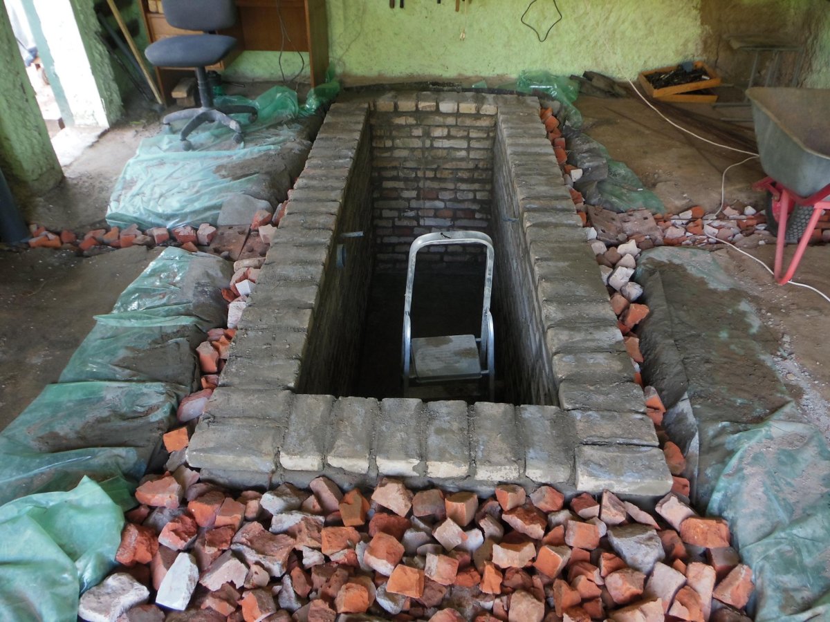 Смотровая яма в гараже