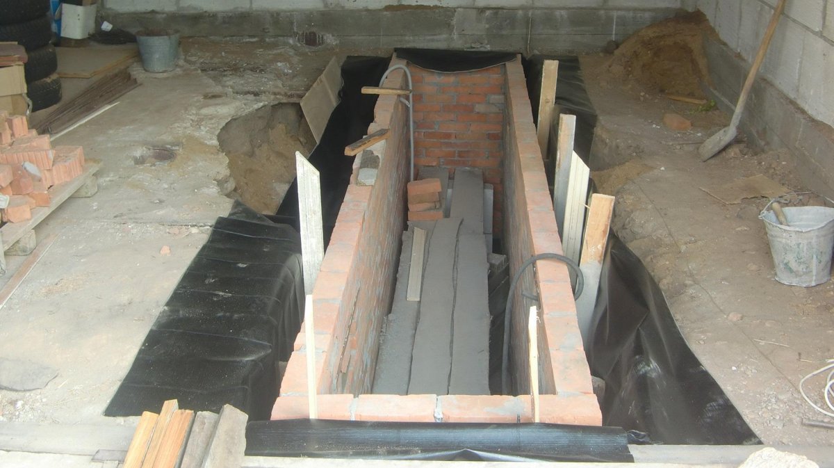 Гидроизоляция котлована смотровой ямы