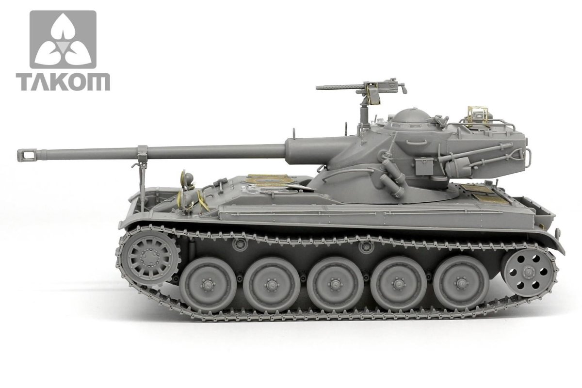 2036 Takom 1/35 i.d.f Light Tank AMX-13/75 2 in 1