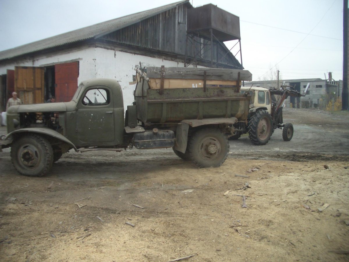 ЗИЛ 130 ММЗ 585 самосвал