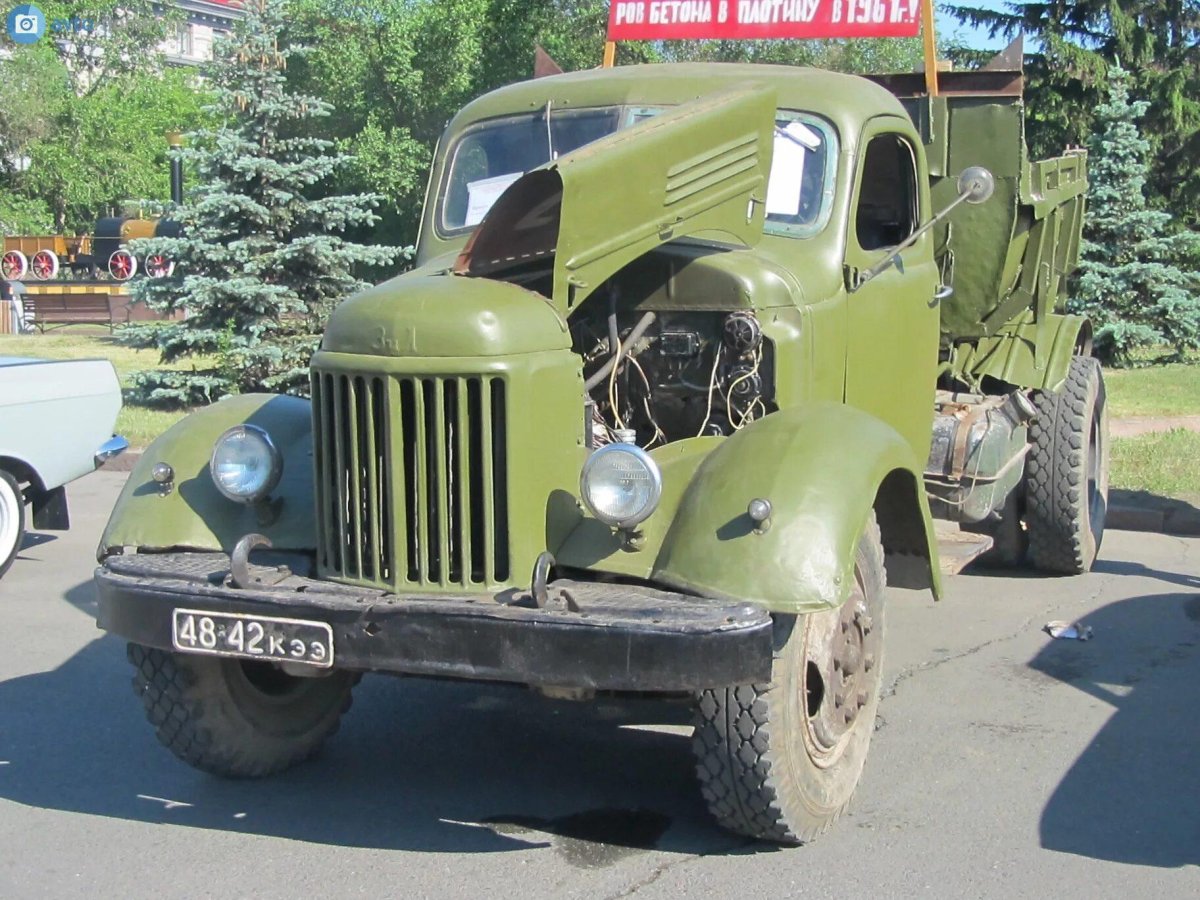 ЗИЛ 164 ММЗ 585