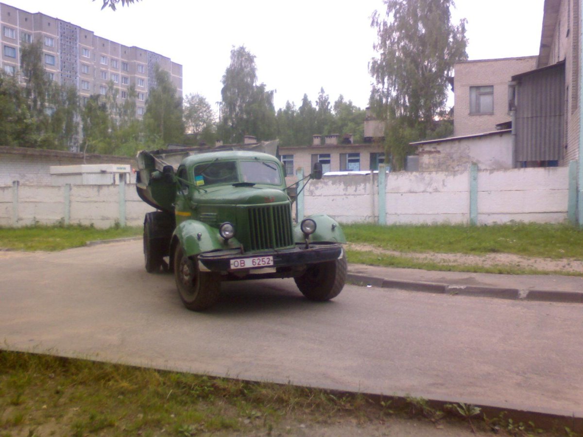 ЗИЛ-ММЗ-585м
