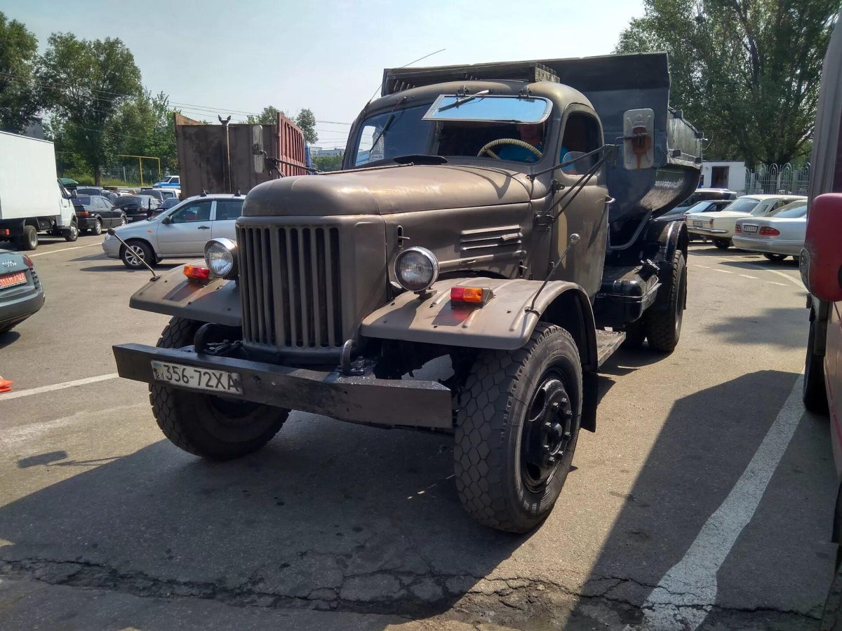 ЗИЛ-ММЗ-585л самосвал