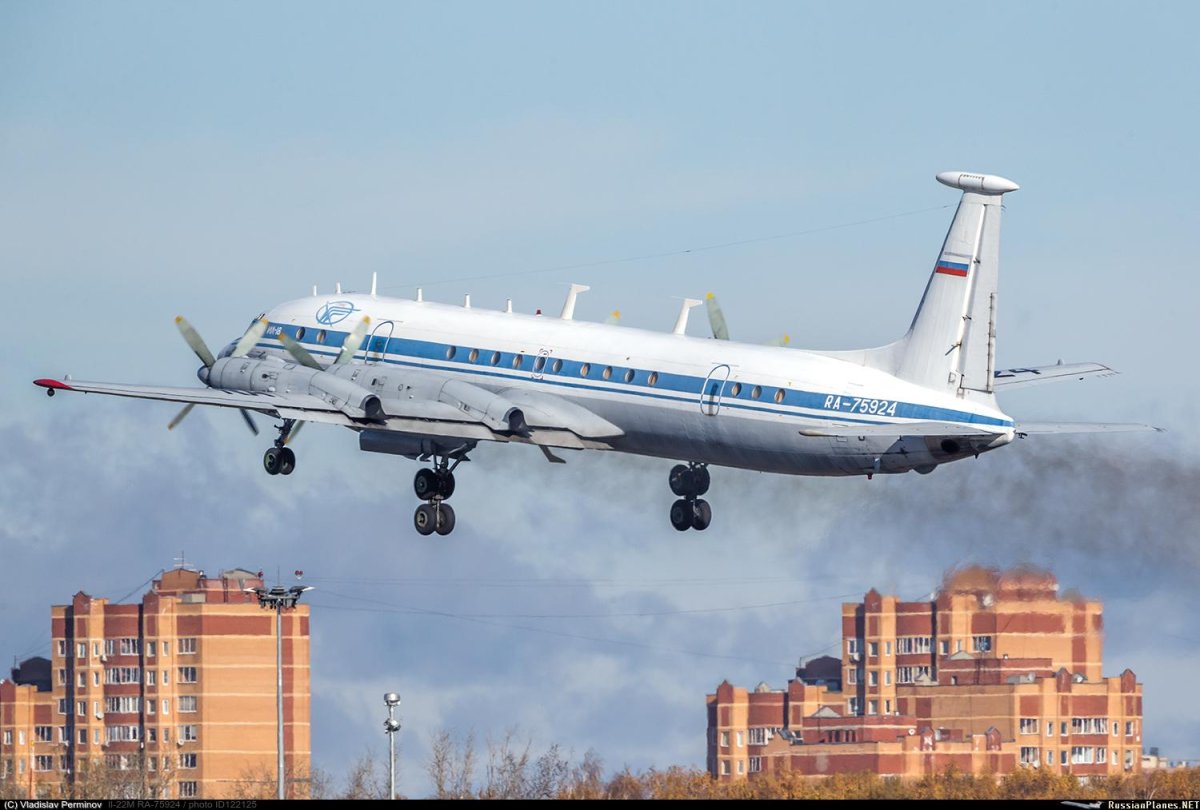 Самолет ил 22 ВЗПУ