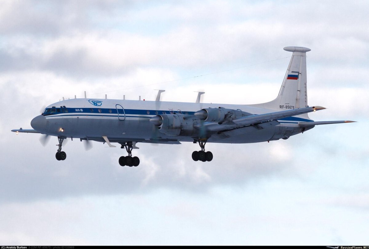 Ил-22 ra-75917