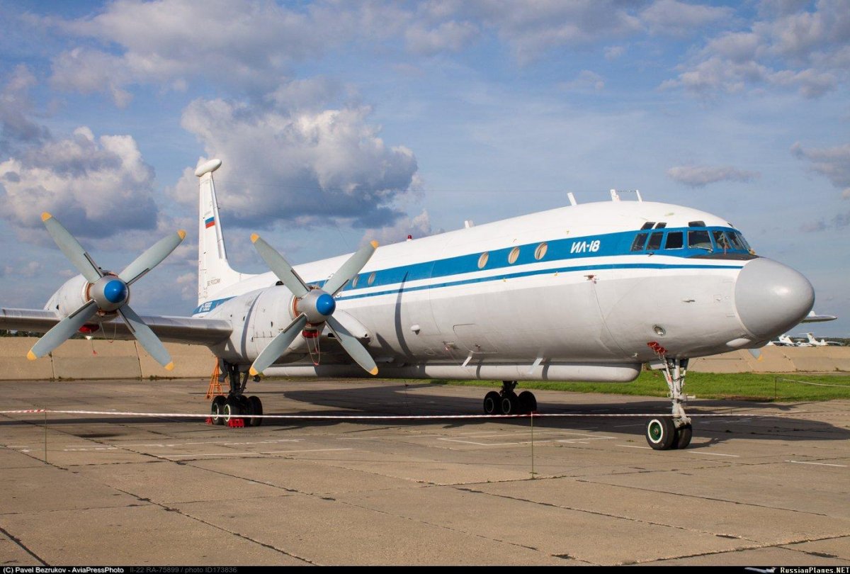 Ил-22 ra-75917