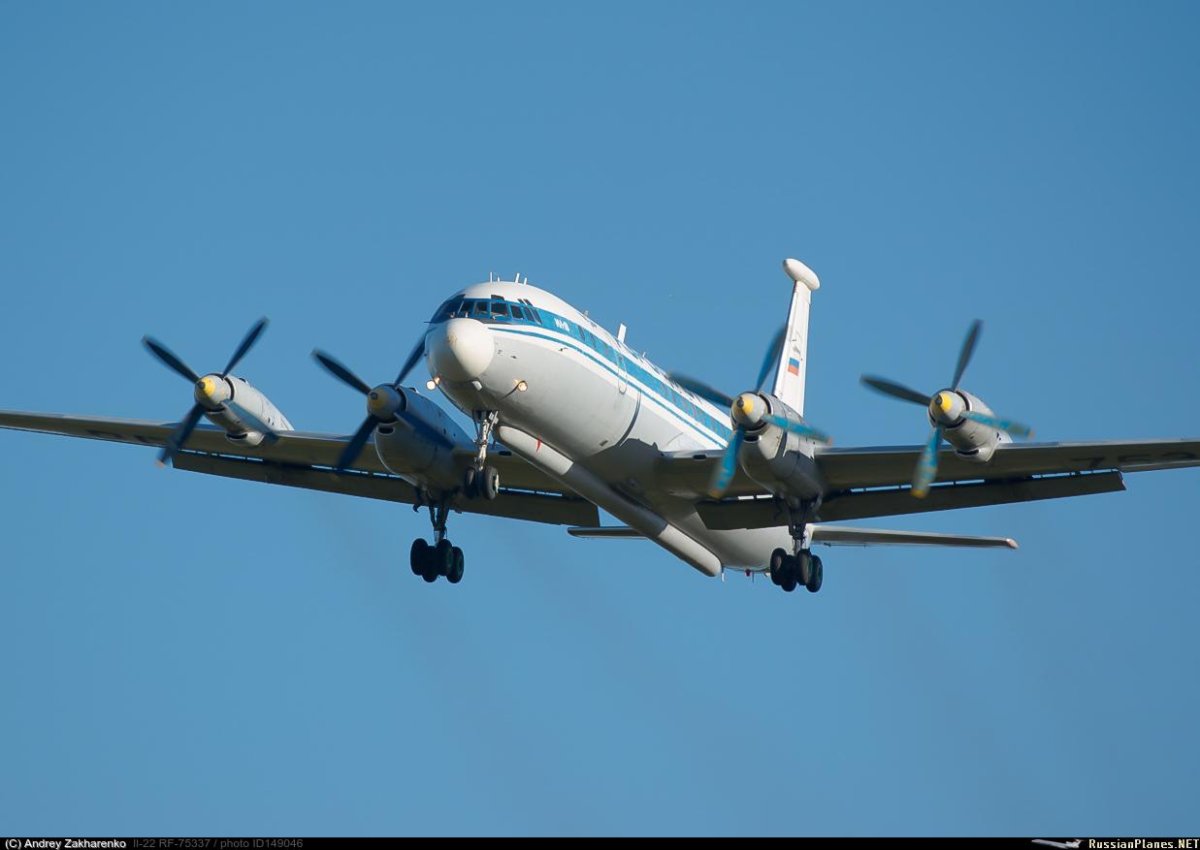 Самолет ил-22пп Порубщик