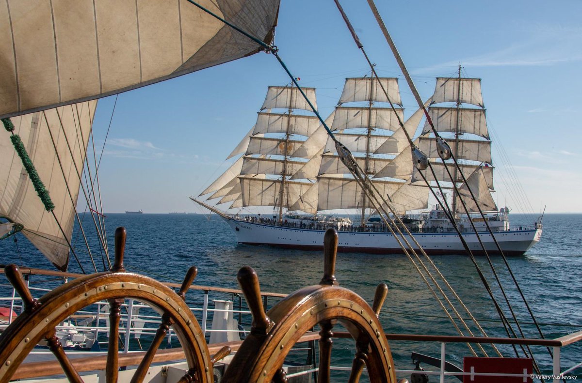 Парусник Адмирал Крузенштерн