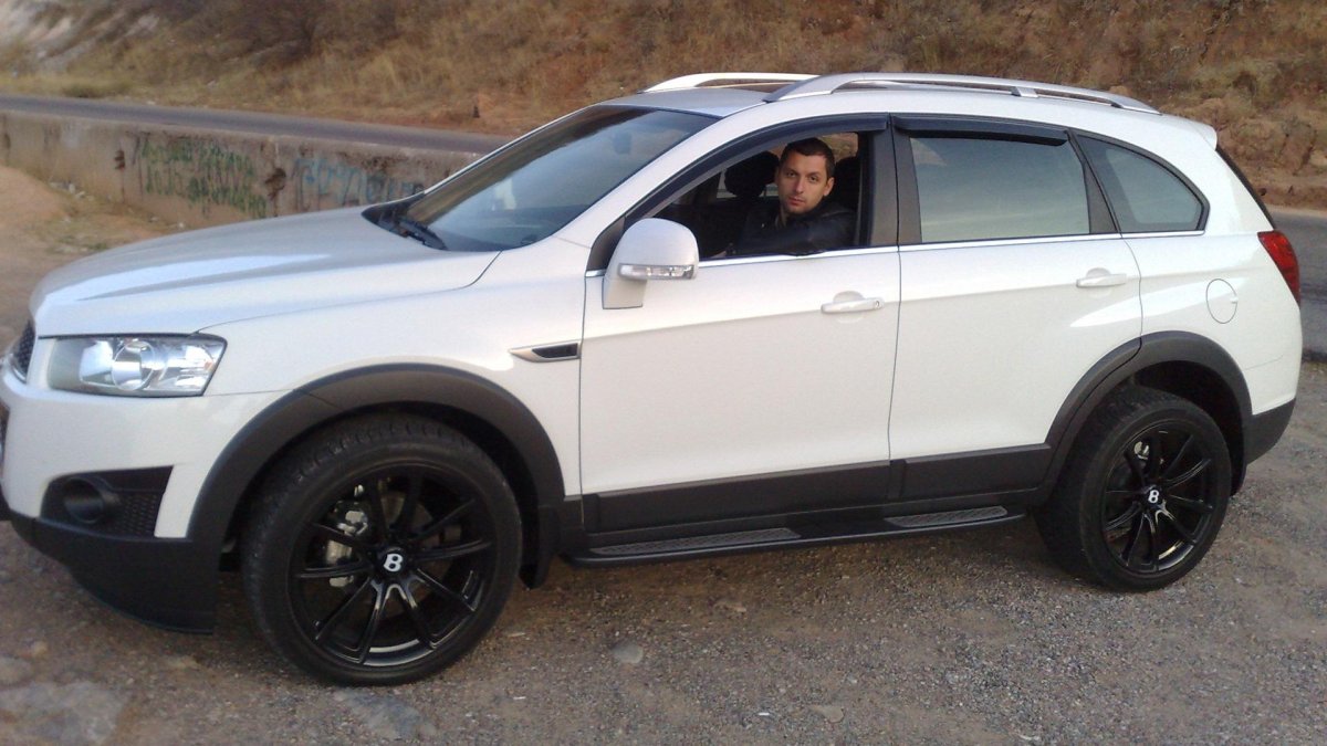 Chevrolet Captiva Tuning r20