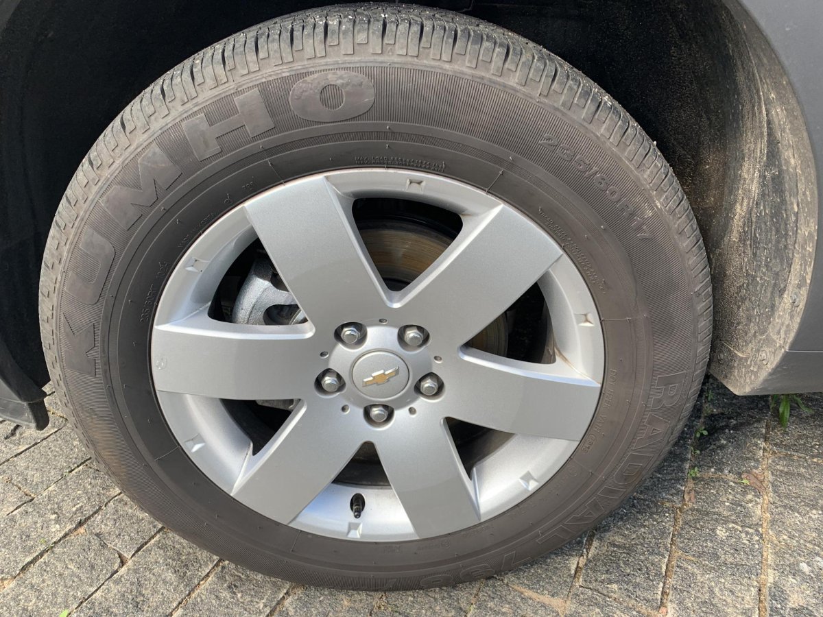 Резина на Шевроле Каптива r17