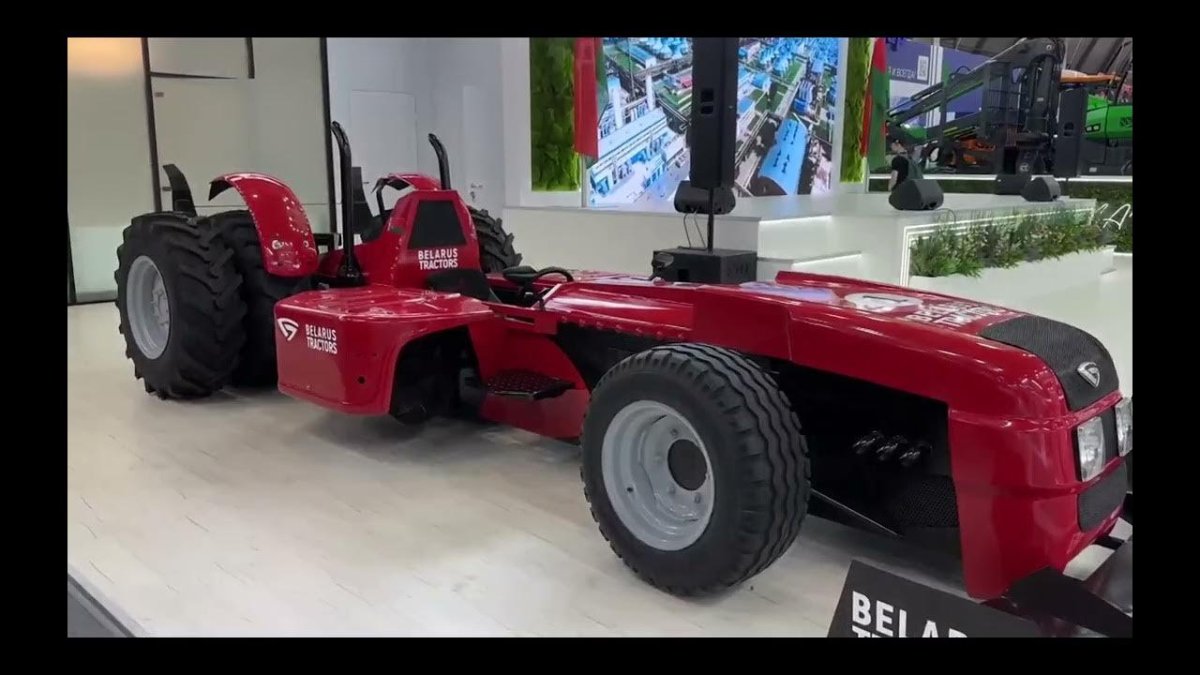 Трактор Беларус Болид