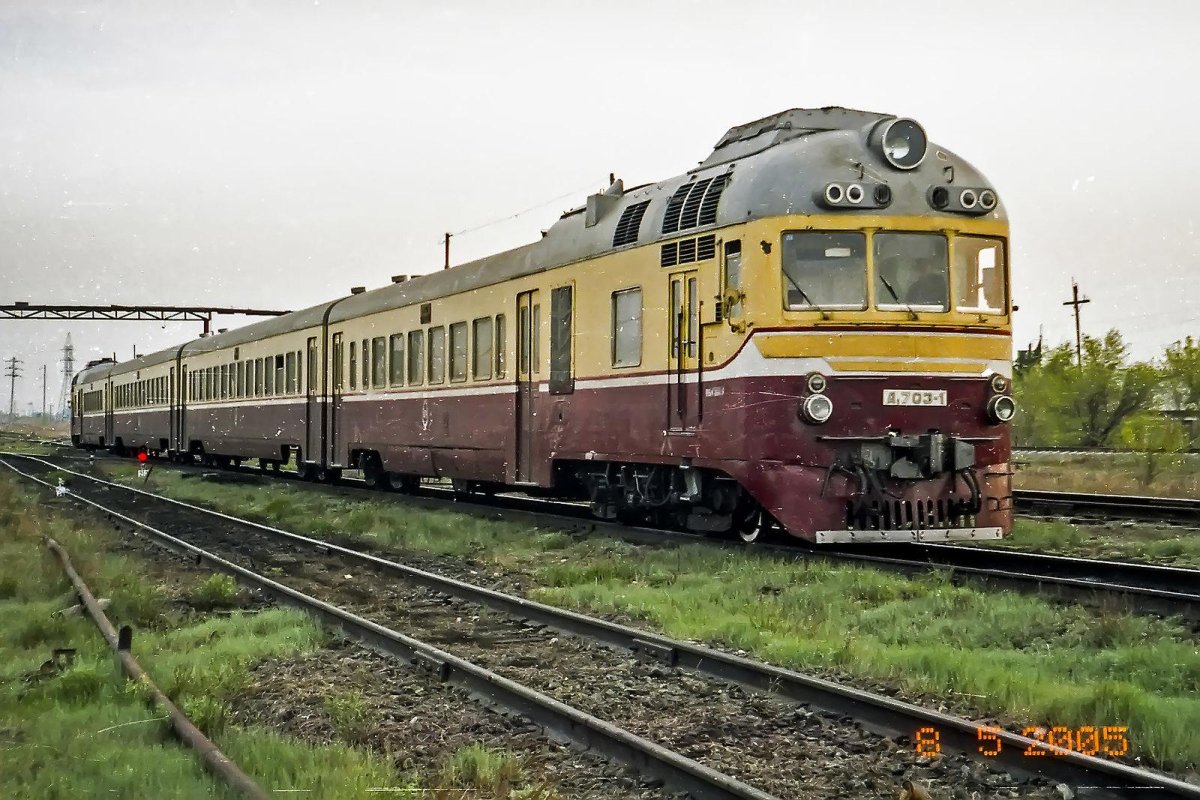 Дизель поезд д1 Унгены