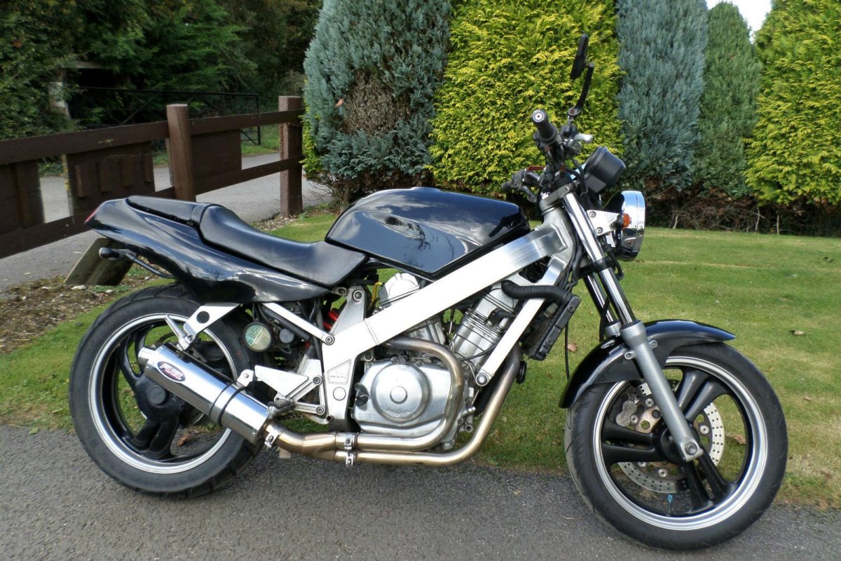 Хонда БРОС 400