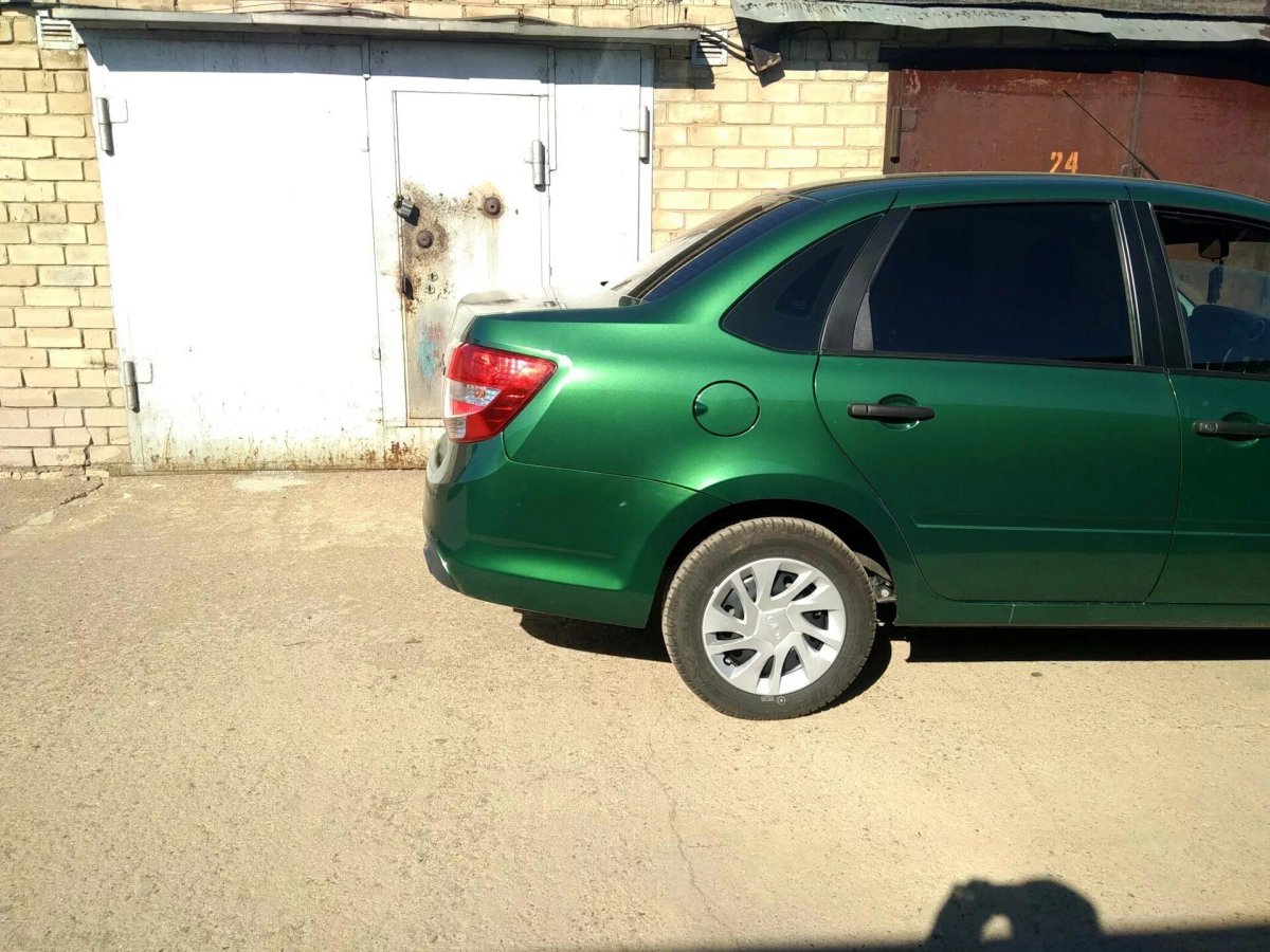 Лада Гранта цвет Аллигатор 309