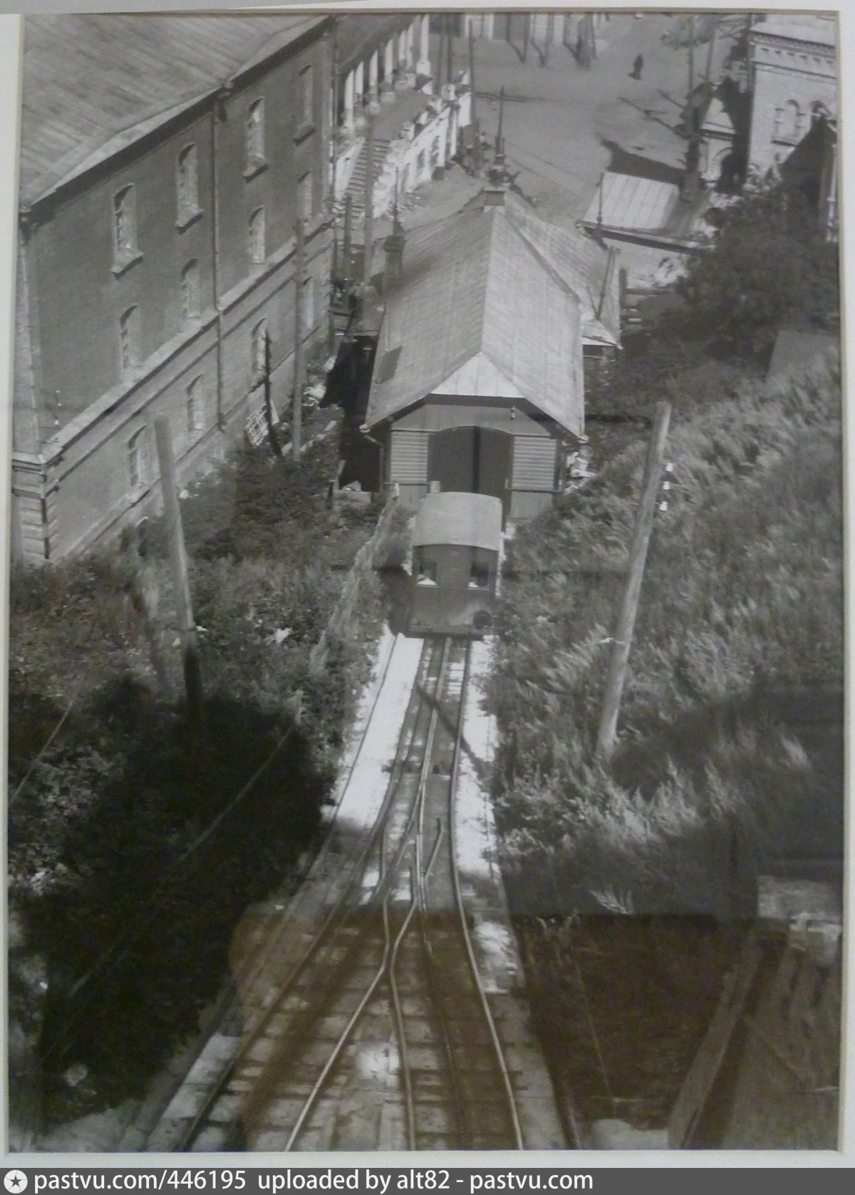 Похвалинский фуникулер в Нижнем Новгороде