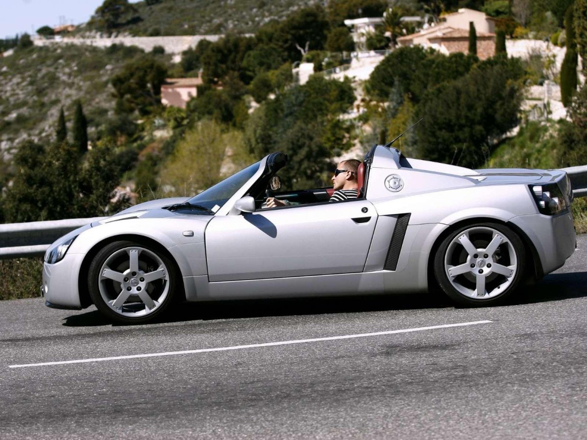 Opel Speedster Turbo (2003)