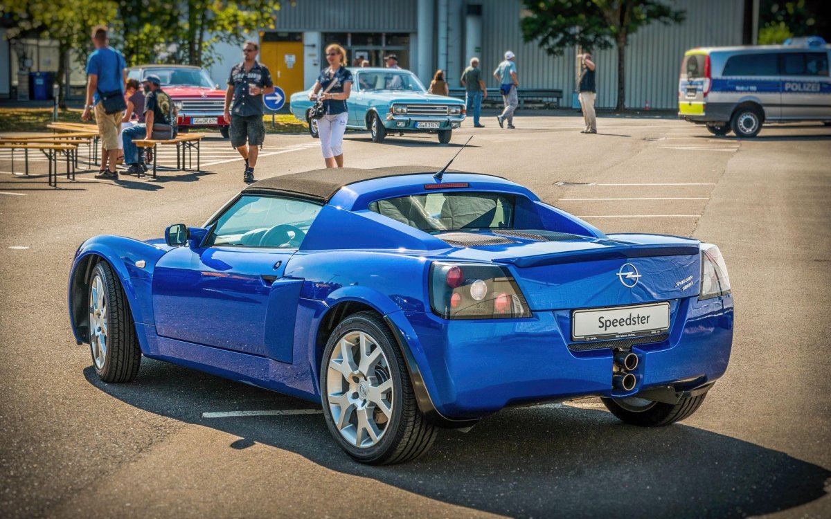 Opel Speedster Turbo