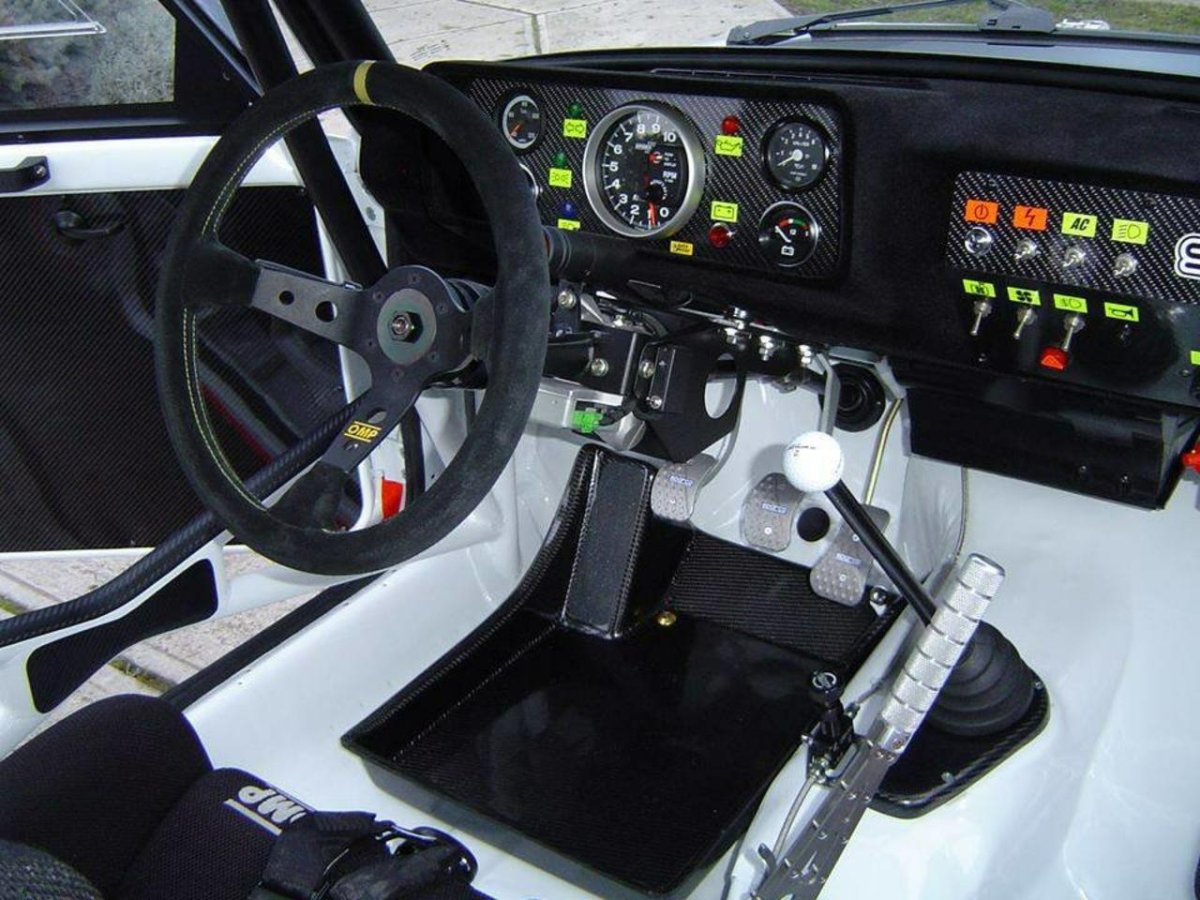 ВАЗ 2105 VFTS салон