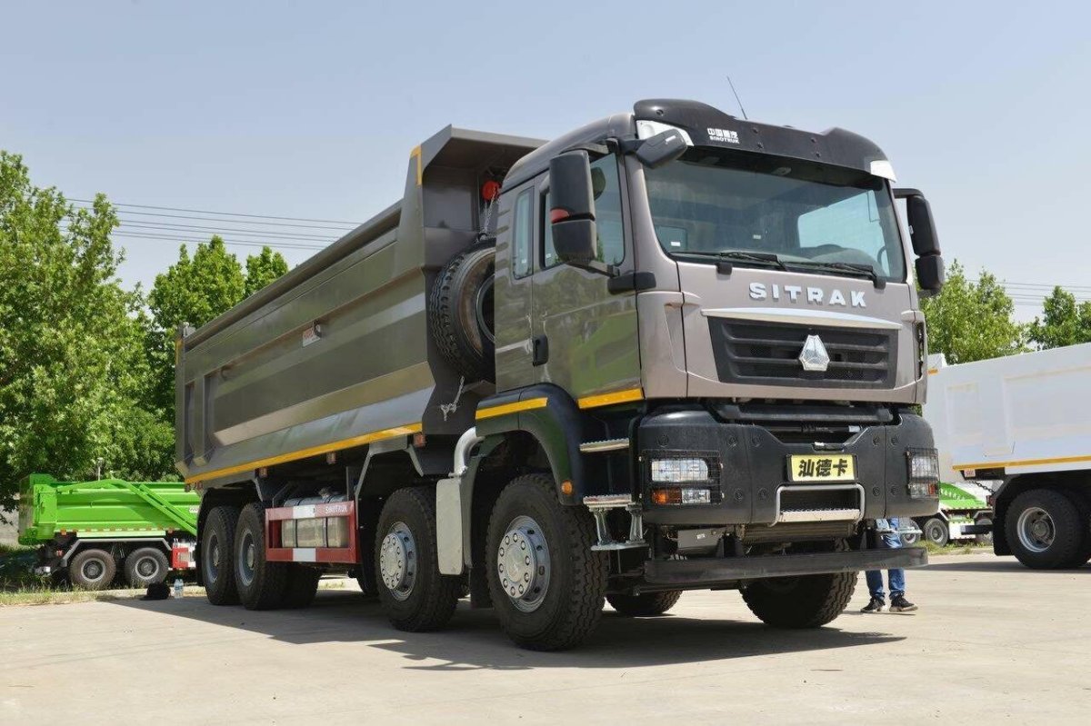 Sitrak c7h 8x4 самосвал 2022