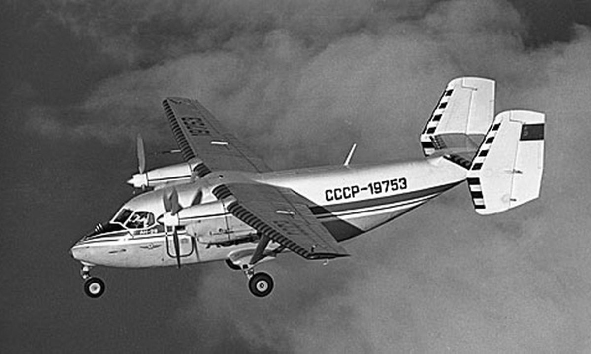 Самолет Пчелка АН 28