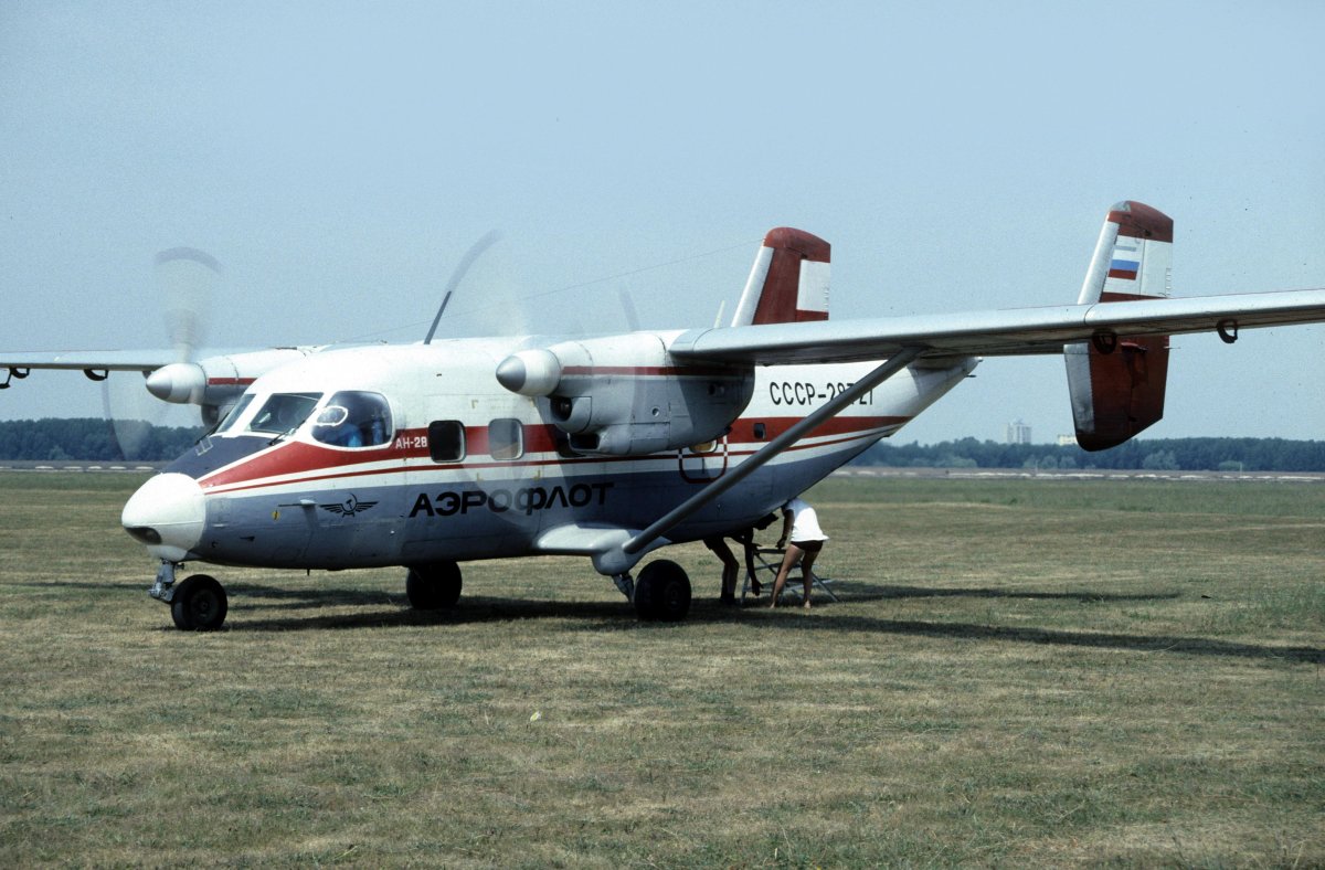 АН 28 самолет