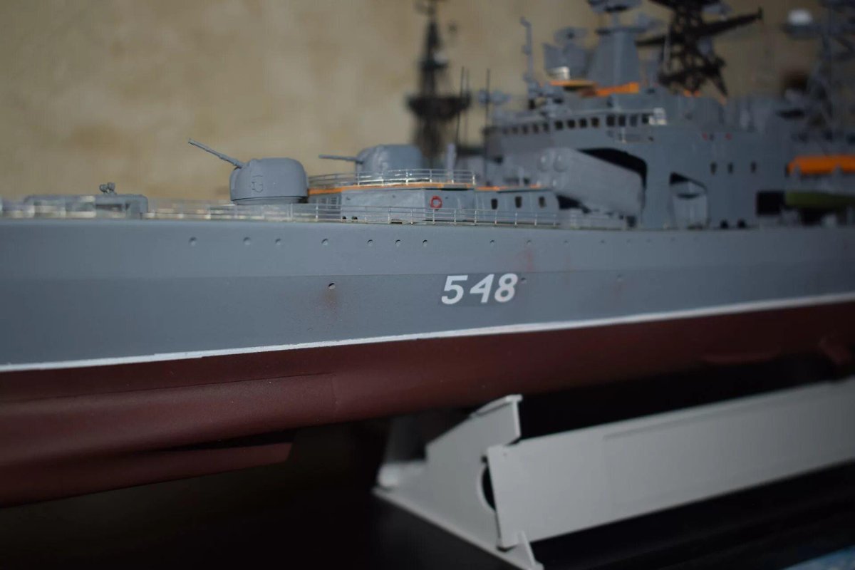 Trumpeter "Адмирал Пантелеев"