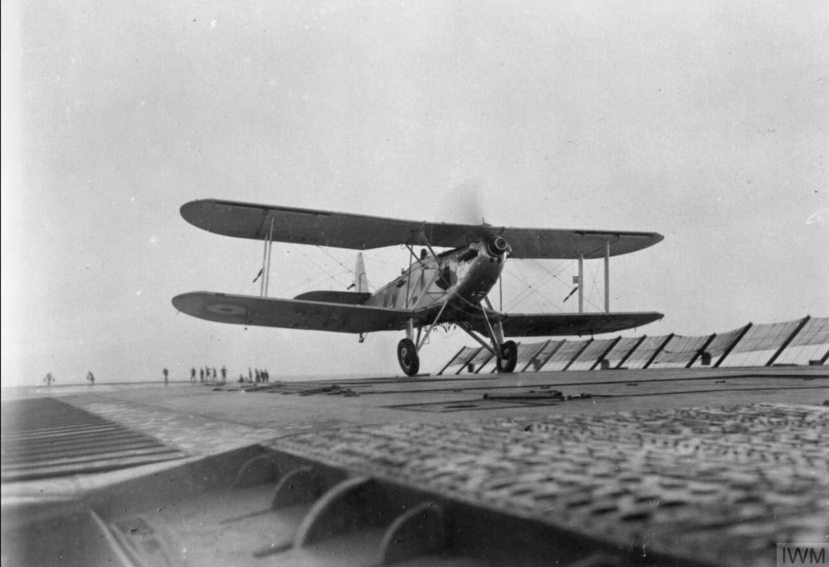 Биплан торпедоносец