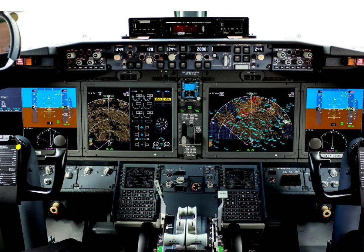 737 Max кабина