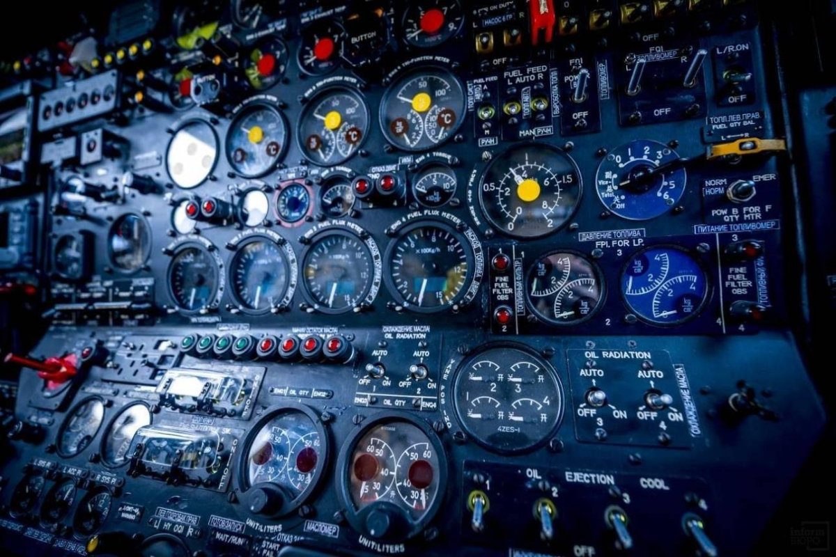 Приборная панель АН-12