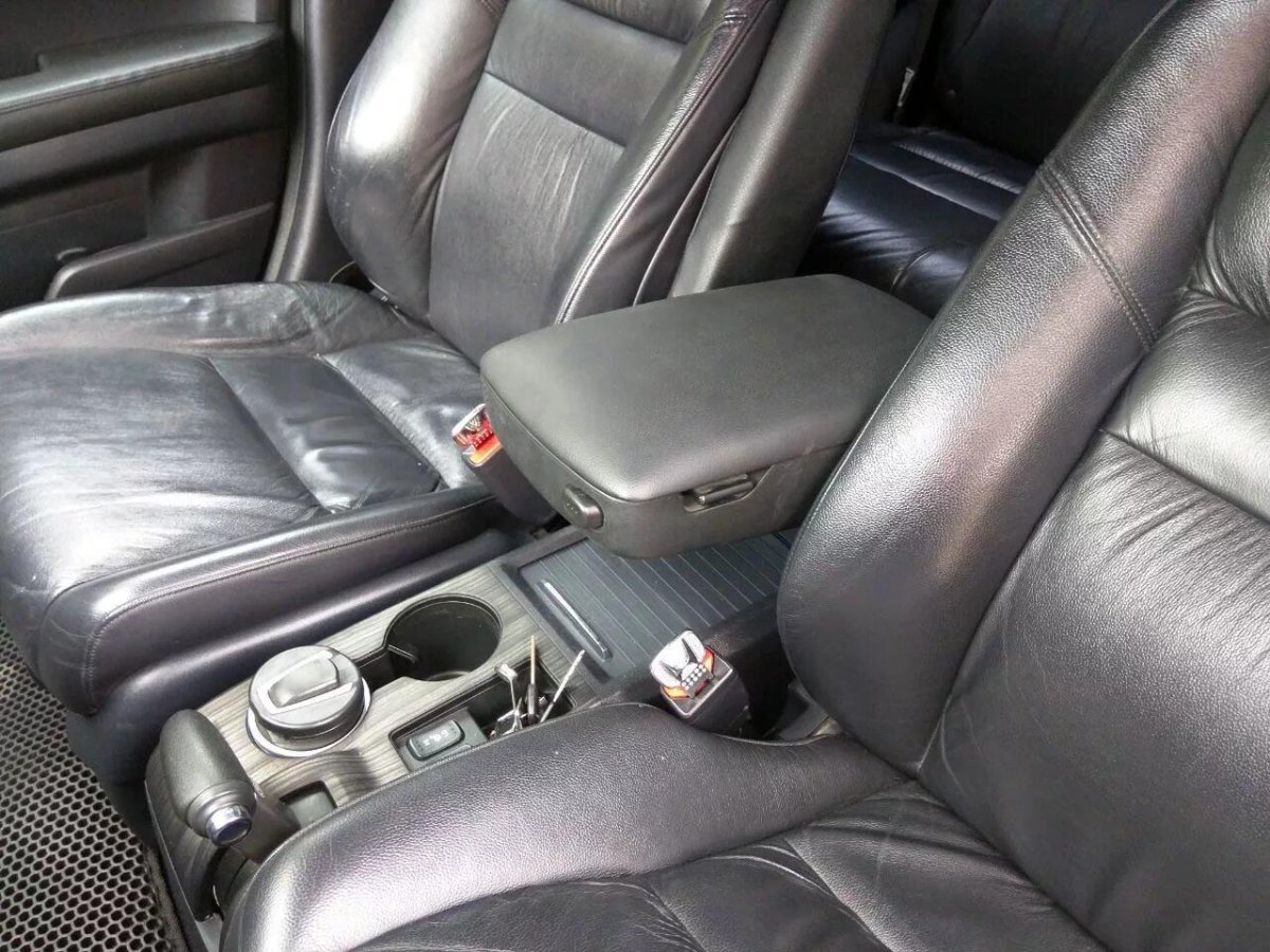 Honda CR-V 3 подлокотник