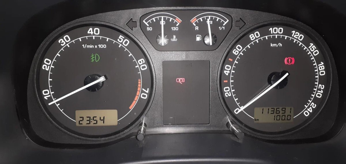 Панель приборов Шкода Октавия а4 тур