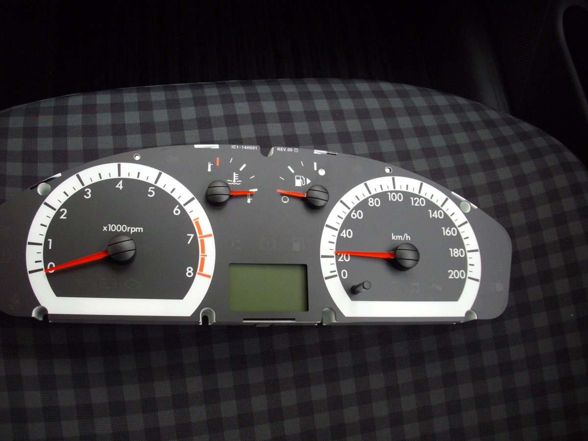 Приборная панель Daewoo Nexia n150