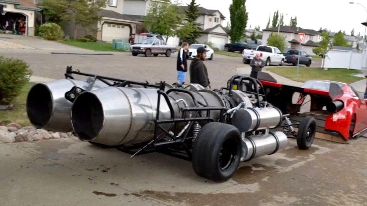 Реактивный двигатель