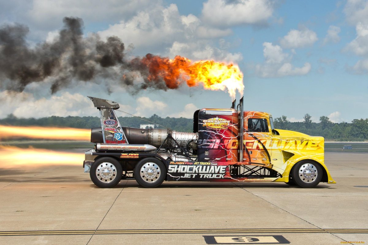 Реактивный грузовик Shockwave