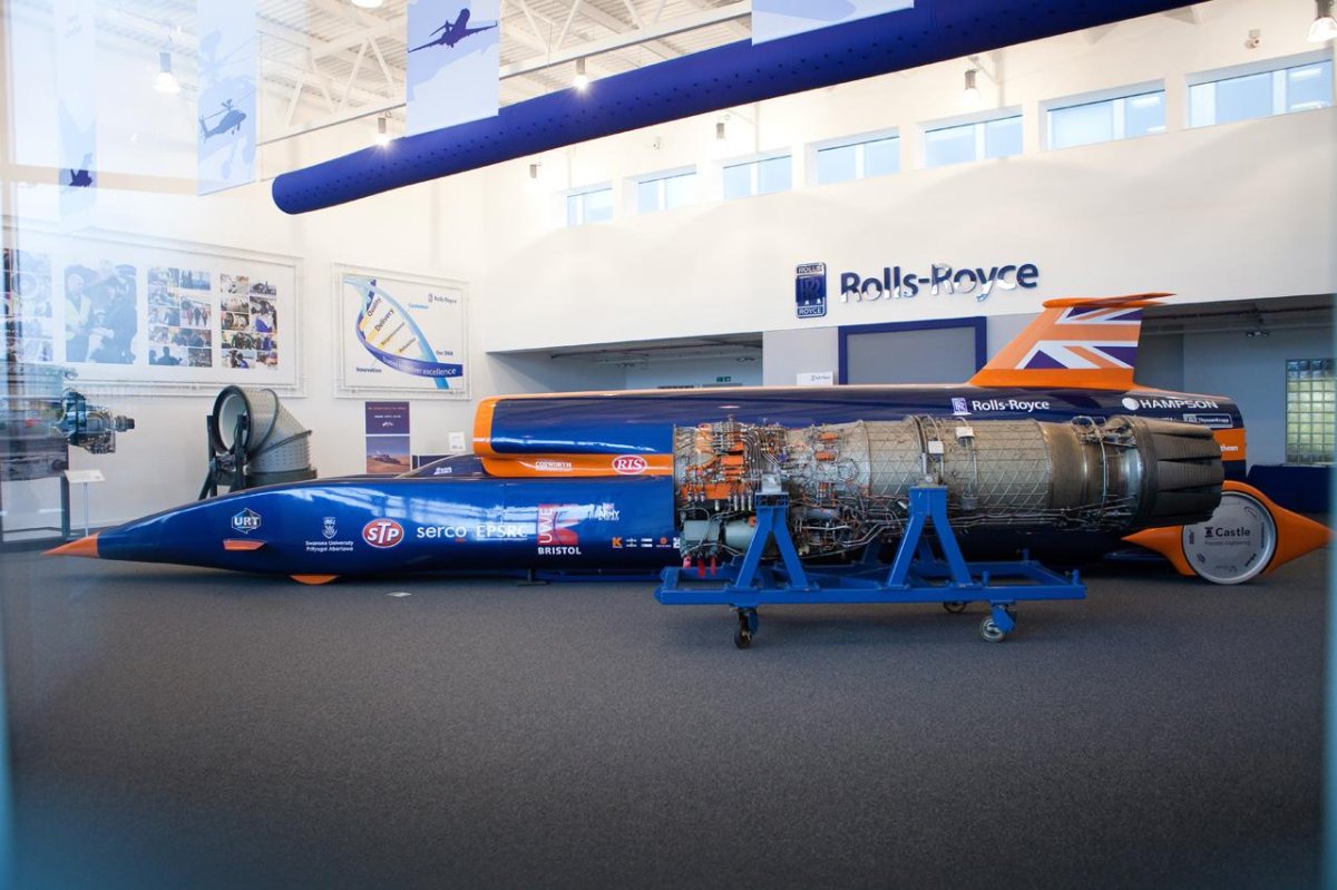 Bloodhound SSC 1609 км.ч