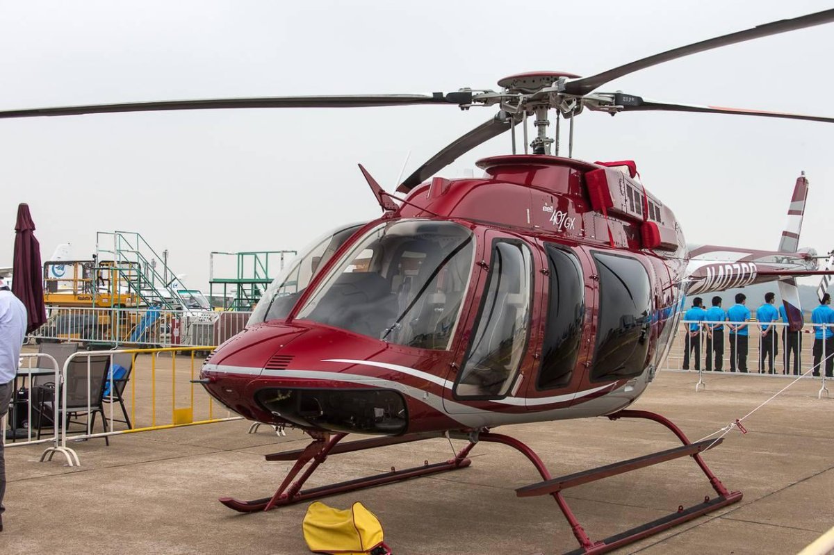Вертолет Bell 525